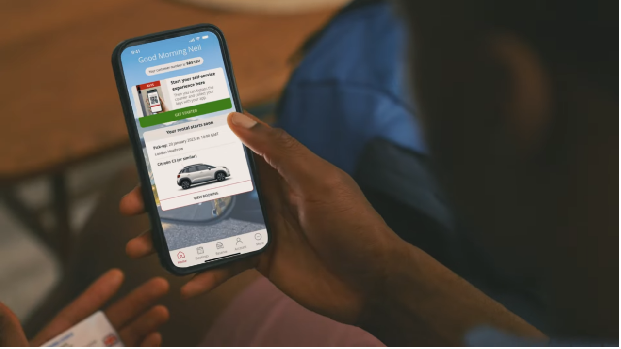 How to delight customers with a car handover experience