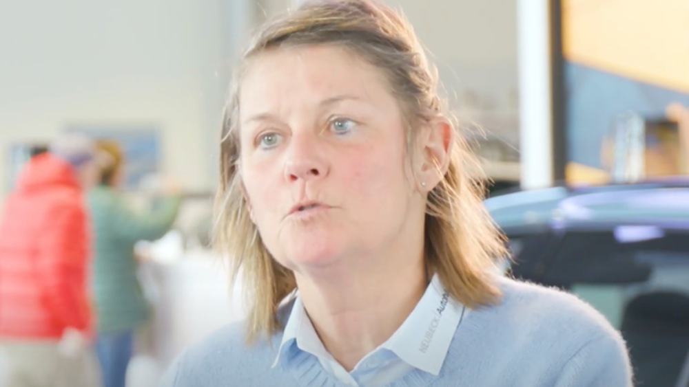 What dealerships and customers say Bettina Neubeck